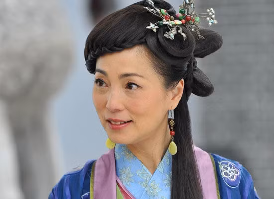 Uyển Quỳnh Đan vẫn miệt mài đóng phim.