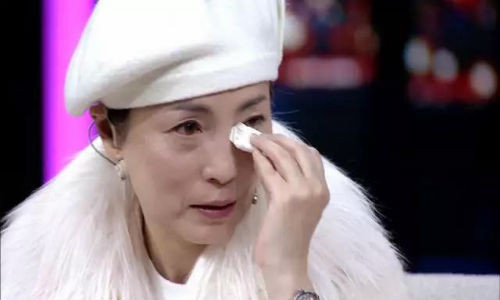 Uyển Quỳnh Đan nhiều năm đau khổ sau cuộc tình đầy nước mắt với Lâm Chính Anh. Uyển Quỳnh Đan nhiều năm đau khổ sau cuộc tình đầy nước mắt với Lâm Chính Anh.