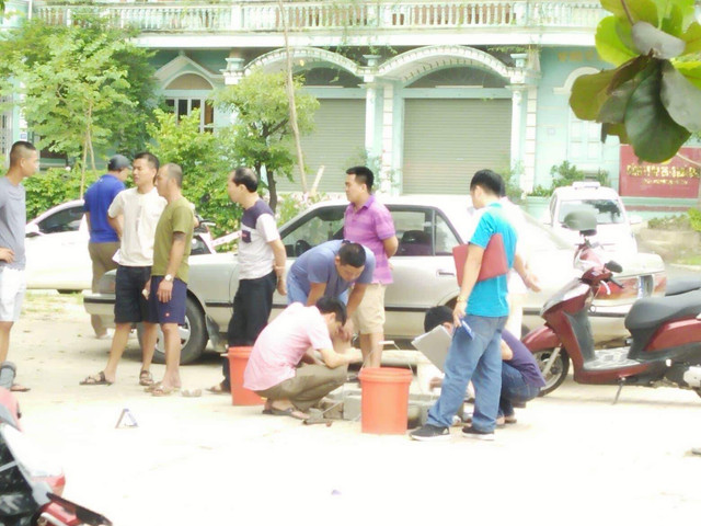 Cận cảnh hiện trường nghi vấn nổ súng giải quyết mâu thuẫn ở Hòa Bình - Hình 3 Can canh hien truong nghi van no sung giai quyet mau thuan o Hoa Binh-Hinh-3