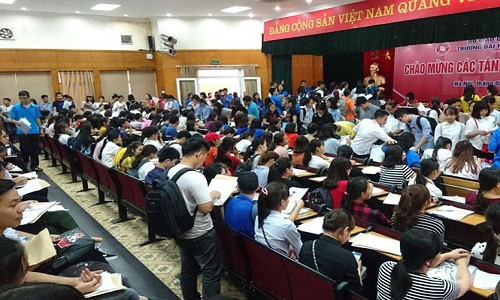 Các trường địa phương ngóng thí sinh Cac truong dia phuong ngong thi sinh