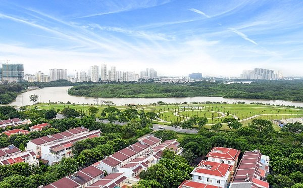 Nhà giàu bỏ chạy khỏi Nam Sài Gòn vì mùi thối tấn công Nha giau bo chay khoi Nam Sai Gon vi mui thoi tan cong