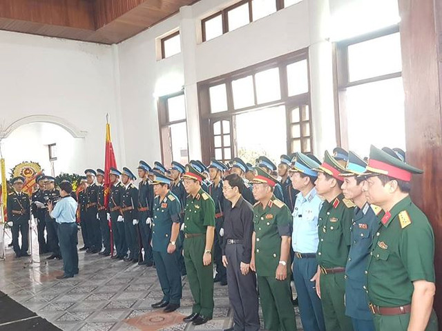 8h: Lễ truy điệu đồng chí Phạm Giang Nam và đồng chí Khuất Mạnh Trí bắt đầu. 8h: Lễ truy điệu đồng chí Phạm Giang Nam và đồng chí Khuất Mạnh Trí bắt đầu.