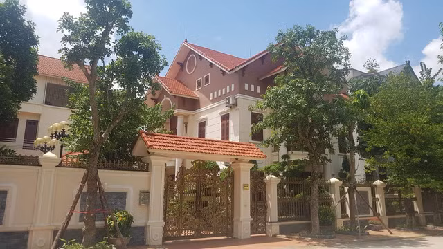 Chiem nguong pho biet thu trieu do o xu Lang-Hinh-15