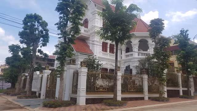 Chiem nguong pho biet thu trieu do o xu Lang-Hinh-2