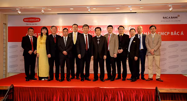 Lien minh bao hiem tai chinh BAC A BANK - Dai-ichi-Hinh-4
