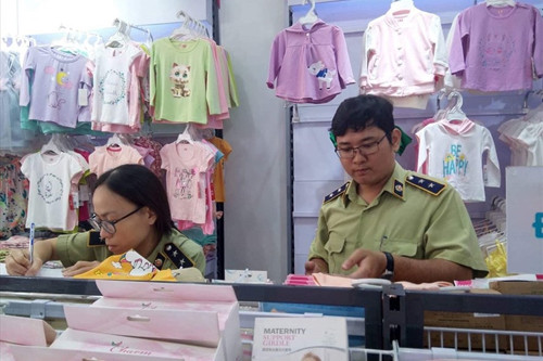 Cuc Quan ly thi truong “diem danh” 7 sai pham cua Con Cung-Hinh-2