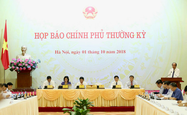 “Siêu” Ủy ban sẽ xóa bỏ tình trạng “vừa đá bóng vừa thổi còi”? - Hình 2 “Sieu” Uy ban se xoa bo tinh trang “vua da bong vua thoi coi”?-Hinh-2