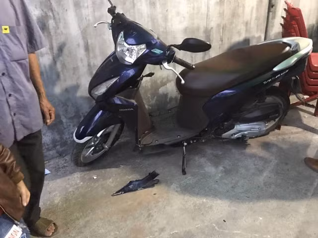 O to “dien” dam vao dam tang khien 8 nguoi bi thuong roi bo tron-Hinh-6