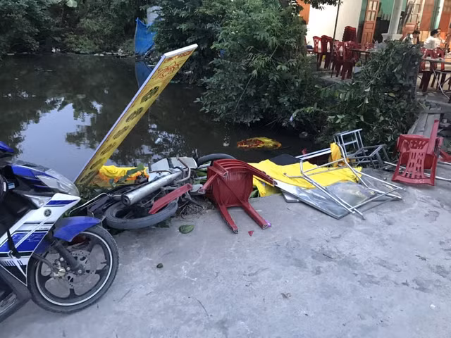 O to “dien” dam vao dam tang khien 8 nguoi bi thuong roi bo tron-Hinh-4