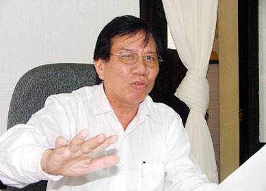 Ông Lê Quang Thung dù nghỉ hưu 6 năm, vẫn không thoát vòng lao lý do có nhiều dấu hiệu sai phạm. Ông Lê Quang Thung dù nghỉ hưu 6 năm, vẫn không thoát vòng lao lý do có nhiều dấu hiệu sai phạm.