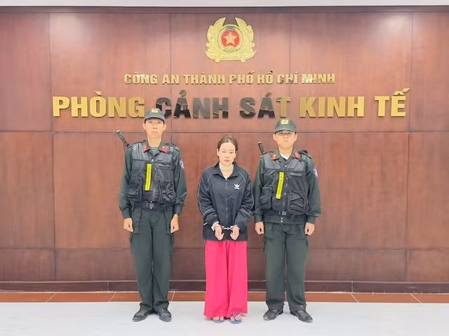 1-3689.jpg