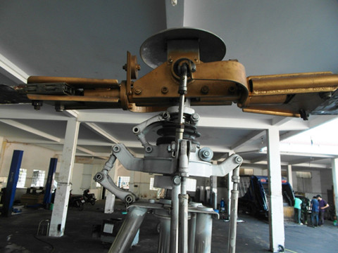 Trục Rotor chính.
