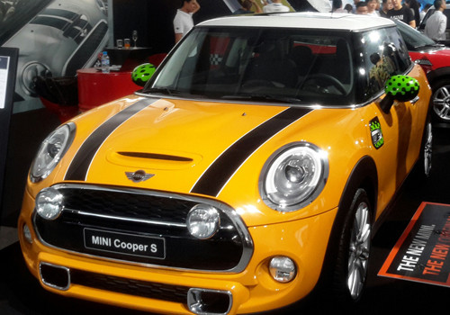 Phiên bản MINI Cooper S tại triển lãm.