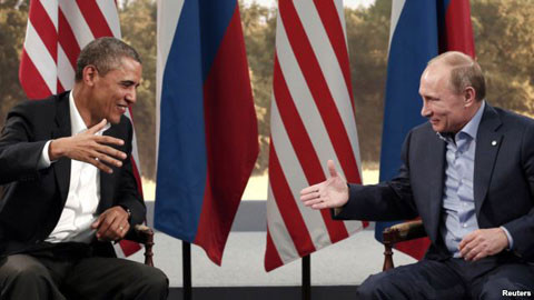 7. ”Ông ấy (tức Tổng thống Mỹ Obama) là một người tao nhã và dũng cảm”. Với câu hỏi liệu ông Obama sẽ cứu mình khỏi chết đuối, ông Putin trả lời rằng, ông Obama là một người đàn ông tử tế và dũng cảm. Chắc chăn ông ấy sẽ cứu ông.