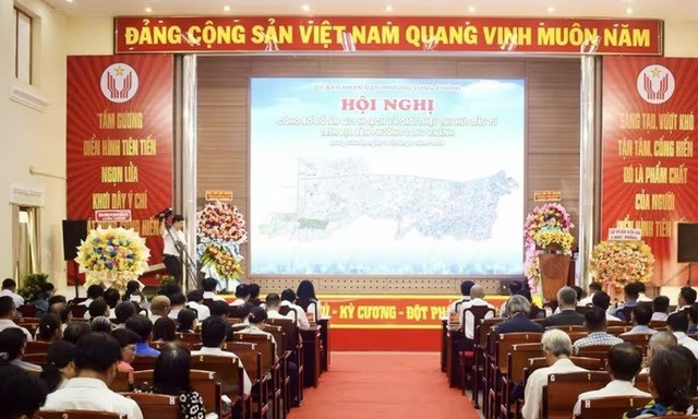 Toàn cảnh hội nghị công bố tại Long Khánh. (Ảnh: H.Nam) 444.jpg