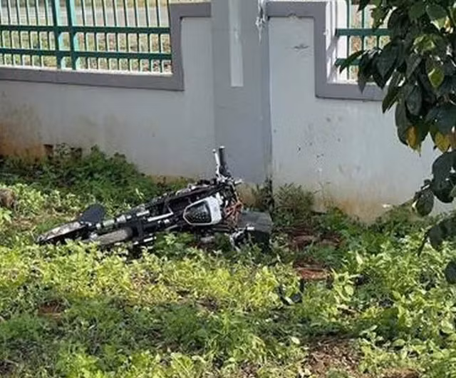 Hiện trường nơi xảy ra vụ việc. (Ảnh: Bạn đọc cung cấp)