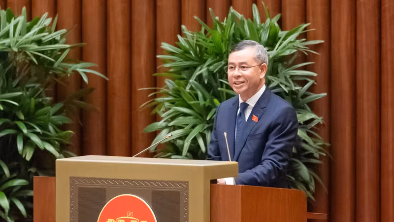 Đề xuất giảm các loại thuế với xăng, dầu về 0% từ ngày 16/4