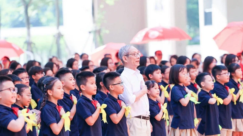 Nhà giáo Nguyễn Xuân Khang và những dự án của trái tim