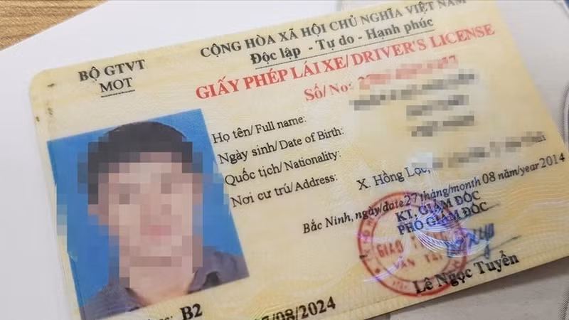Giấy phép lái xe quá hạn dưới 30 ngày không phải thi lại lý thuyết