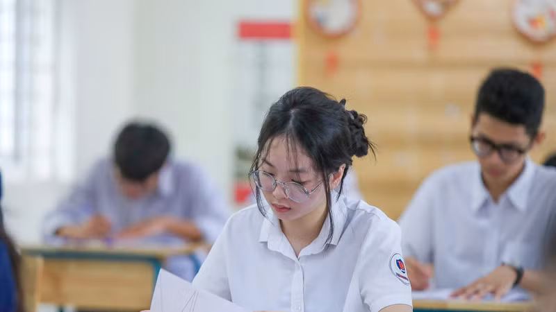 8 trường THPT chuyên tại Hà Nội tuyển sinh vào lớp 10 thế nào?