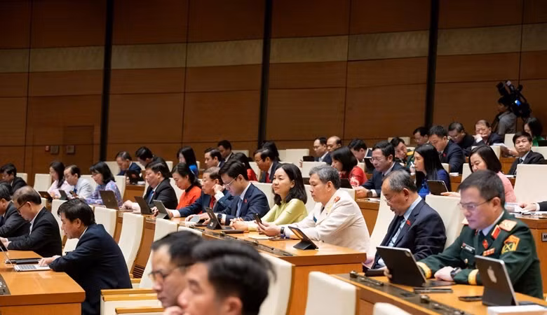 Quốc hội bổ sung 13.760 tỷ đồng dự toán thu ngân sách 2024