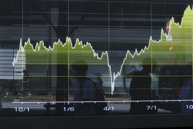 Thị trường chứng khoán châu Á ngày 28/10 có xu hướng đi ngang, sau chuỗi tăng mạnh trong thời gian gần đây. Thị trường chứng khoán châu Á ngày 28/10 có xu hướng đi ngang, sau chuỗi tăng mạnh trong thời gian gần đây.