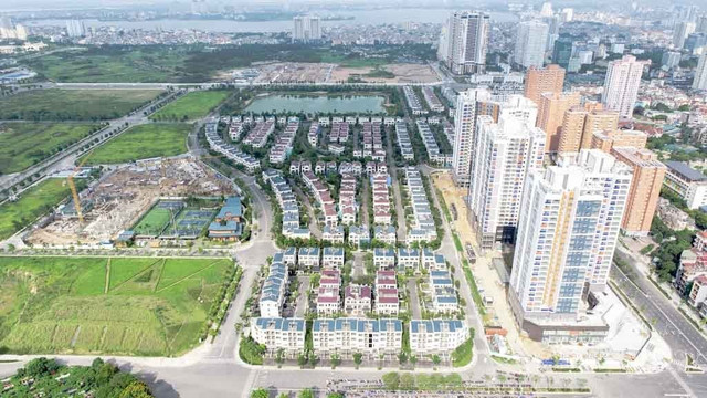 Hàng tồn kho bất động sản tăng bởi lệch pha cung cầu.