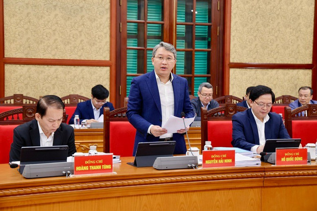 Đồng chí Nguyễn Hải Ninh, Ủy viên Trung ương Đảng, Bộ trưởng Bộ Tư pháp, Ủy viên Thường trực Ban Chỉ đạo phát biểu tại Phiên họp - Ảnh/Lan Anh