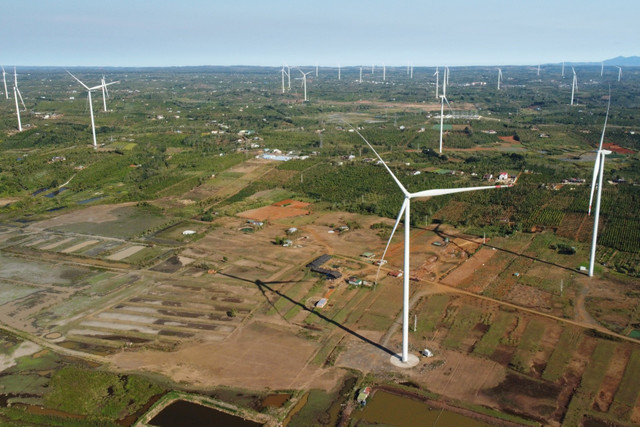 Nhiều dự án điện gió tại Lâm Đồng đang gặp vướng mắc và nếu được gỡ khó sẽ chống lãng phí nguồn điện, góp phần phát triển kinh tế - xã hội