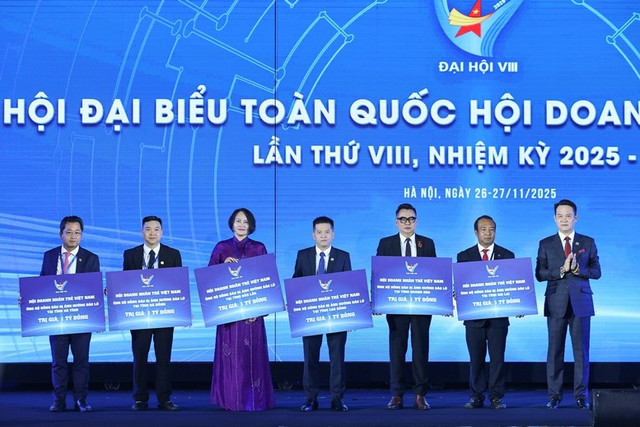 Thủ tướng: Các doanh nghiệp, doanh nhân trẻ thực hiện 6 tiên phong, thi đua '6 nhất'- Ảnh 7.