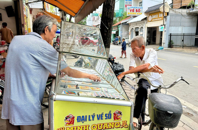 Doanh thu xổ số miền Nam vượt 155.000 tỷ đồng.