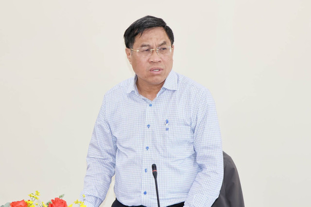 Tỉnh ủy viên, Phó Chủ tịch UBND tỉnh Lâm Đồng Võ Ngọc Hiệp yêu cầu các ngành liên quan tham mưu UBND tỉnh kiên quyết chấm dứt thực hiện dự án chậm tiến độ do năng lực chủ đầu tư yếu kém