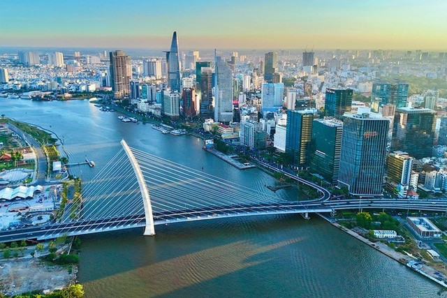 Nhiều địa phương đang tìm kiếm động lực mới, doanh nghiệp mong đợi một môi trường đầu tư thuận lợi hơn