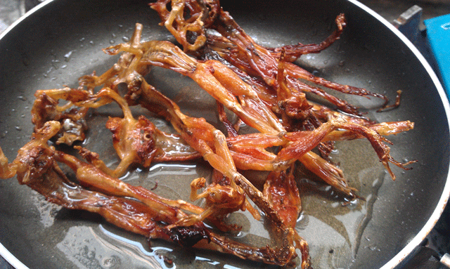 Bật mí các món ngon từ đặc sản “vũ nữ chân dài” của miền Tây - Hình 10 Bat mi cac mon ngon tu dac san “vu nu chan dai” cua mien Tay-Hinh-10