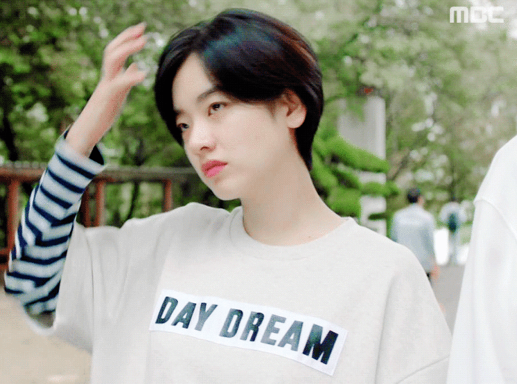 Mê mẩn vẻ đẹp phi giới tính của Lee Joo Young trong 'Itaewon Class' - Hình 6 Me man ve dep phi gioi tinh cua Lee Joo Young trong 'Itaewon Class'-Hinh-6