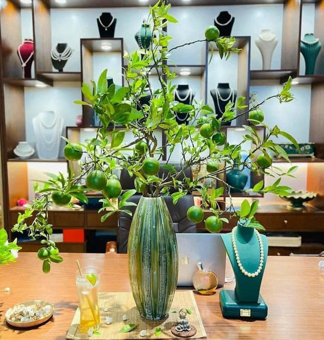 Bất ngờ với 5 cành quả lạ tạo trend chợ mạng năm 2023 - Hình 7 Bat ngo voi 5 canh qua la tao trend cho mang nam 2023-Hinh-7