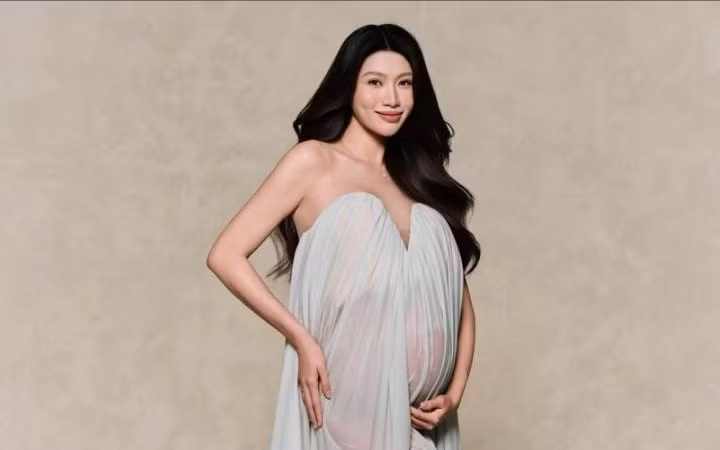 Á hậu Quỳnh Châu khoe bụng bầu rạng rỡ trước ngày sinh