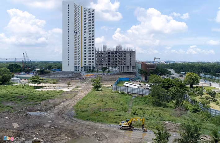 Sau nhiều năm bị “trùm mền”, An Gia Investment và Quỹ đầu tư Creed Group (Nhật Bản) đã tham gia hợp tác và tái khởi động dự án. Trong đó, Công ty Phát Đạt có 50% cổ phần, nửa còn lại do An Gia và Creed Group nắm giữ. Ảnh: Zing.