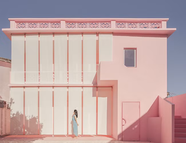 Sự tân trang của hai tòa nhà thu hút rất nhiều sự quan tâm của những người đến tham quan và nhu cầu thuê nhà khác nhau. Cả hai ngôi nhà là sự khao khát của dân làng trong thành phố khi cố gắng tái sinh vẻ đẹp đô thị giữa các căn nhà có phần xập xệ xung quanh. Nó thể hiện một thái độ sống của tích cực không ngừng đổi mới mình.