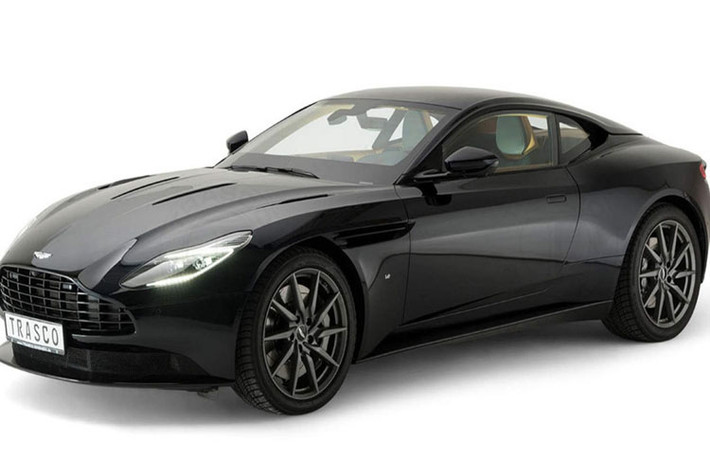 Chiếc xe Aston Martin DB11 2018 được bọc lớp giáp chống đạn bàn tay gia cố tài ba của hãng bọc thép hàng đầu nước Đức - Trasco. Xe phát triển từ concept bọc giáp hạng nhẹ A-Kip (chống bắt cóc) giúp bảo vệ xe trước tấn công súng ngắn, bắt cóc, trộm xe hoặc trộm đồ có giá trị.