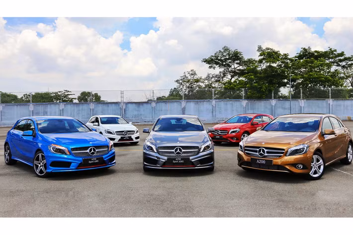 Nhiều người quan niệm, để đảm bảo đi đường an toàn, may mắn, ngoài những kiến thức giao thông và kỹ năng lái, mọi người có thể hy vọng vào một chút may mắn tâm linh như chọn màu xe ôtô hợp phong thủy.