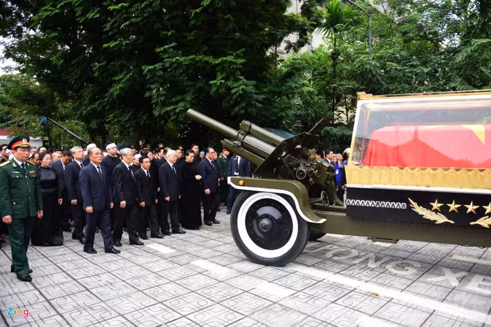 Với cương vị Chủ tịch nước, ông Trần Đại Quang được tiễn đưa theo nghi thức long trọng nhất.