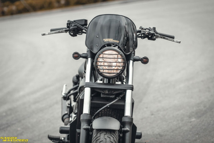 Với lần trở lại này, Rebel sẽ có 2 phiên bản là 300 và 500cc, cả 2 đều sử dụng chung một kết cấu khung và kiểu dáng tương tự nhau, được thiết kế mang hơi hướng bobber. Tại thị Việt Nam, Honda chỉ mới phân phối phiên bản Rebel 300 nhằm thăm dò thị trường. Xe có kích thước tổng thể dài 2.190 mm, rộng 820 mm và cao 1093 mm.