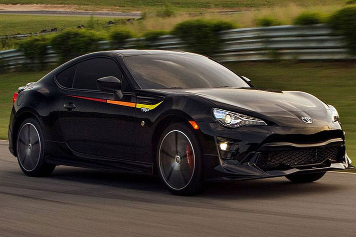 Đây được xem là phép thử trước khi Toyota tung chiếc 86 GT hoàn toàn mới ra thị trường vào tháng 8 với lớp sơn Neptune và tone màu nội thất đỏ/đen. Hiện hãng xe ôtô Toyota từ chối đưa ra giá bán cho chiếc 86 GT.