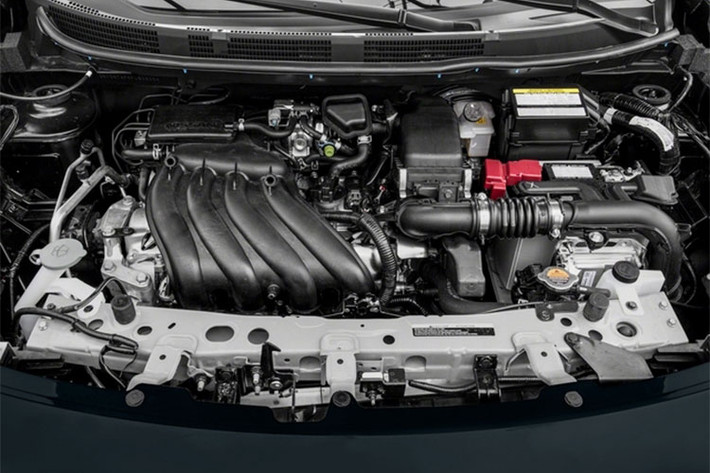 Liên quan đến động cơ, khả năng vận hành, an toàn… mẫu xe sedan Nissan Sunny phiên bản mới ở nước ngoài vẫn sử dụng khối động cơ 1.5L cũ khá tiết kiệm nhiên liệu. Sunny được cho là vẫn sử dụng hộp số tự động 4 cấp và hộp số sàn 5 cấp. Các trang bị an toàn trên xe gồm hệ thống phanh ABS, BA, EBD…không có gì thay đổi.