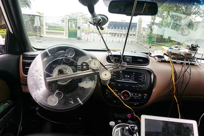 Mục tiêu của FPT là 2 - 3 năm tới chiếc xe tự lái này sẽ đạt cấp độ 3: cần có người lái xe trên xe, nhưng không bắt buộc phải theo dõi giám sát. Ở cấp độ 5, xe có khả năng thực hiện tất cả các chức năng lái xe trong mọi điều kiện. Người lái xe có thể tùy chọn để điều khiển xe.