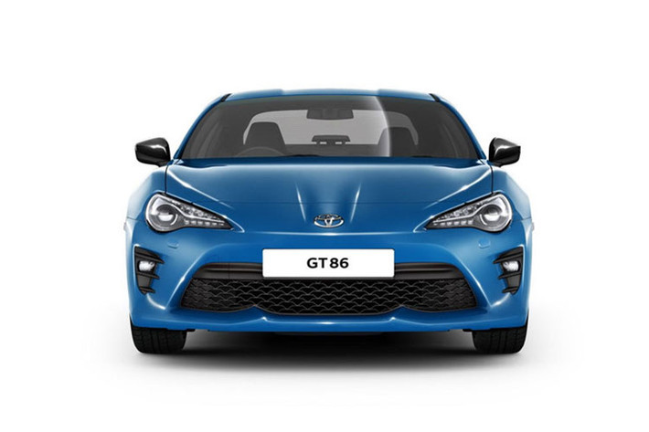 Tương tự bản tiêu chuẩn, mẫu xe Toyota GT86 Club Series Blue Edition vẫn trang bị động cơ 4 xi-lanh thẳng hàng 2.0 lít hút khí tự nhiên với công suất 197 mã lực. Toyota tuyên bố chiếc xe có khả năng tăng tốc 0-100 km/h trong 7,7 giây (8,4 giây trên bản số tự động) và tốc độ tối đa 225 km/h (210 km/h trên bản số tự động).