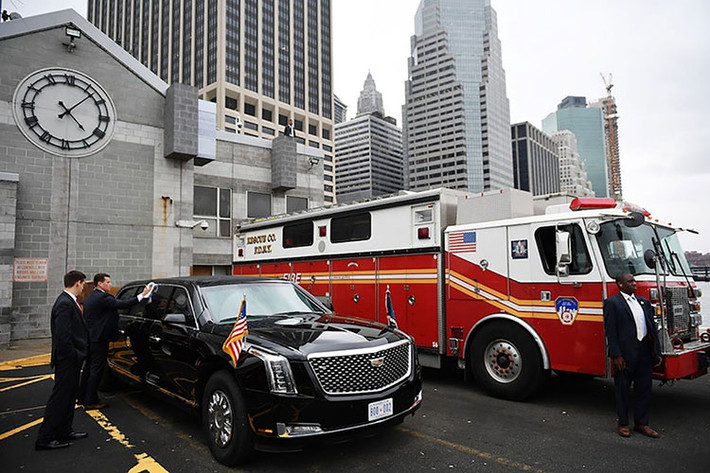 Tương tự "The Beast" cũ, xe cũng được bọc thép bên ngoài. Dự đoán, "pháo đài di động" này cao khoảng hơn 1,8 m và vẫn sử dụng cấu hình ghế 2+3+2 bên trong nội thất. Xe được phát triển dựa trên khung gầm xe tải hạng nặng GMC TopKick. Do đó, chiếc limousine này sở hữu trọng lượng lên đến 6.804 - 9.071 kg.