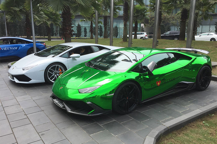 Dàn siêu xe của Car &amp; Passion 2018 từ Hà Nội lăn bánh xuống Hải Dương bao gồm 7 chiếc siêu xe đủ chủng loại như Ferrari 458 Italia độ Liberty Walk, F12 Berlinetta, Lamborghini Aventador biển "tứ quý" 9, Aventador S và 3 chiếc Lamborghini Huracan LP610-4, cùng BMW i8.