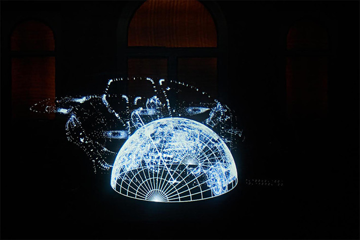 Tại triễn lãm này, Lexus đã mời kiến trúc sư người Nhật Bản, Sota Ichikawa thiết kế không gian tổng thể của sự kiện. Tại không gian trung tâm, Ichikawa đã sử dụng những cách tiếp cận sáng tạo nhằm thể hiện những trải nghiệm đỉnh cao của sự“LIMITLESS CO-EXISTENCE” hay là “Sự hòa hợp không giới hạn”của sự kiện.